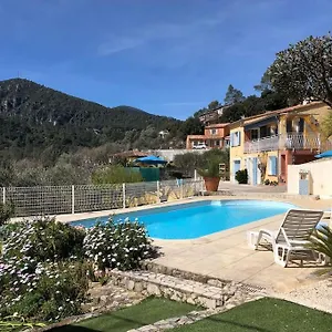 https://studio-independant-de-32-m-dans-les-oliviers.fr-provencehotel.com
